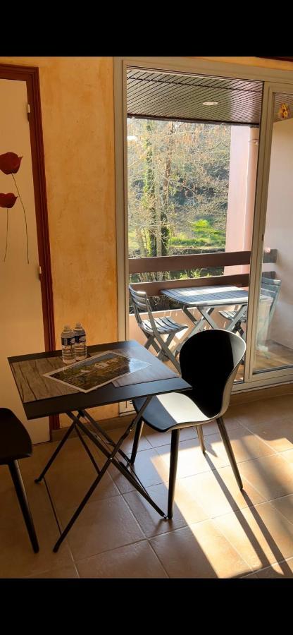 Appartement 2 Pieces Vue Sur La Riviere De L'Aven Et Le Bois D Amour Pont-Aven Exteriör bild